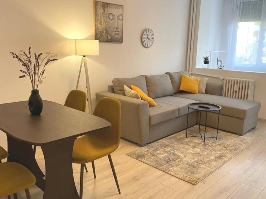 Mav Bucharest Apartment Exterior photo